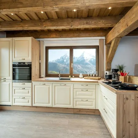Dom wakacyjny Aaf - Familien-chalet Gipfelblick *
